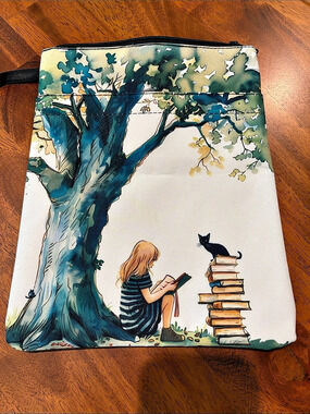 Chaqlin Book Sleeve Carrier Zipper Pouch w/Strap Tree & Book Illustration NIP